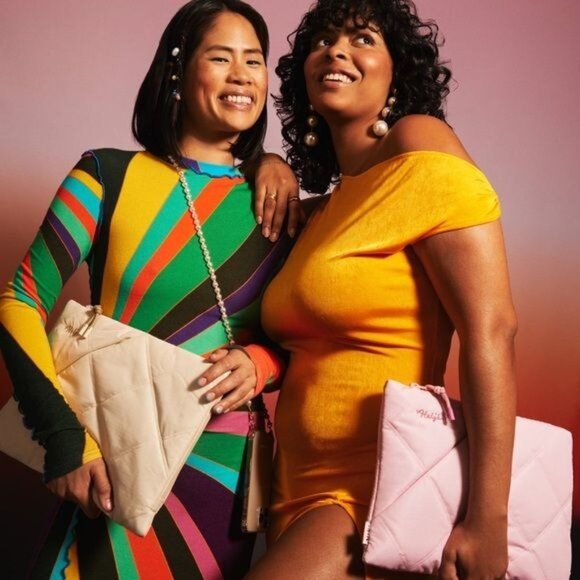 ATELJÉ Puffy Recycled Lemonade Laptop Sleeve - Picture 2 of 9